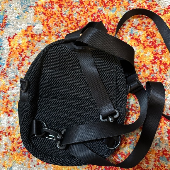 Adidas Black Mesh Mini Backpack Bag - Picture 4 of 4